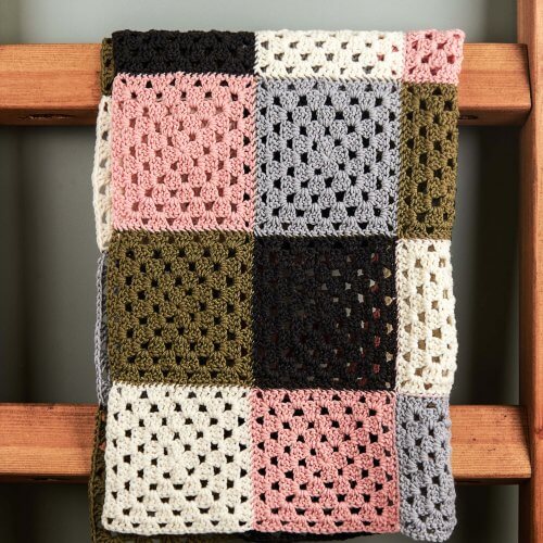 Retro Granny Square Crochet Kit