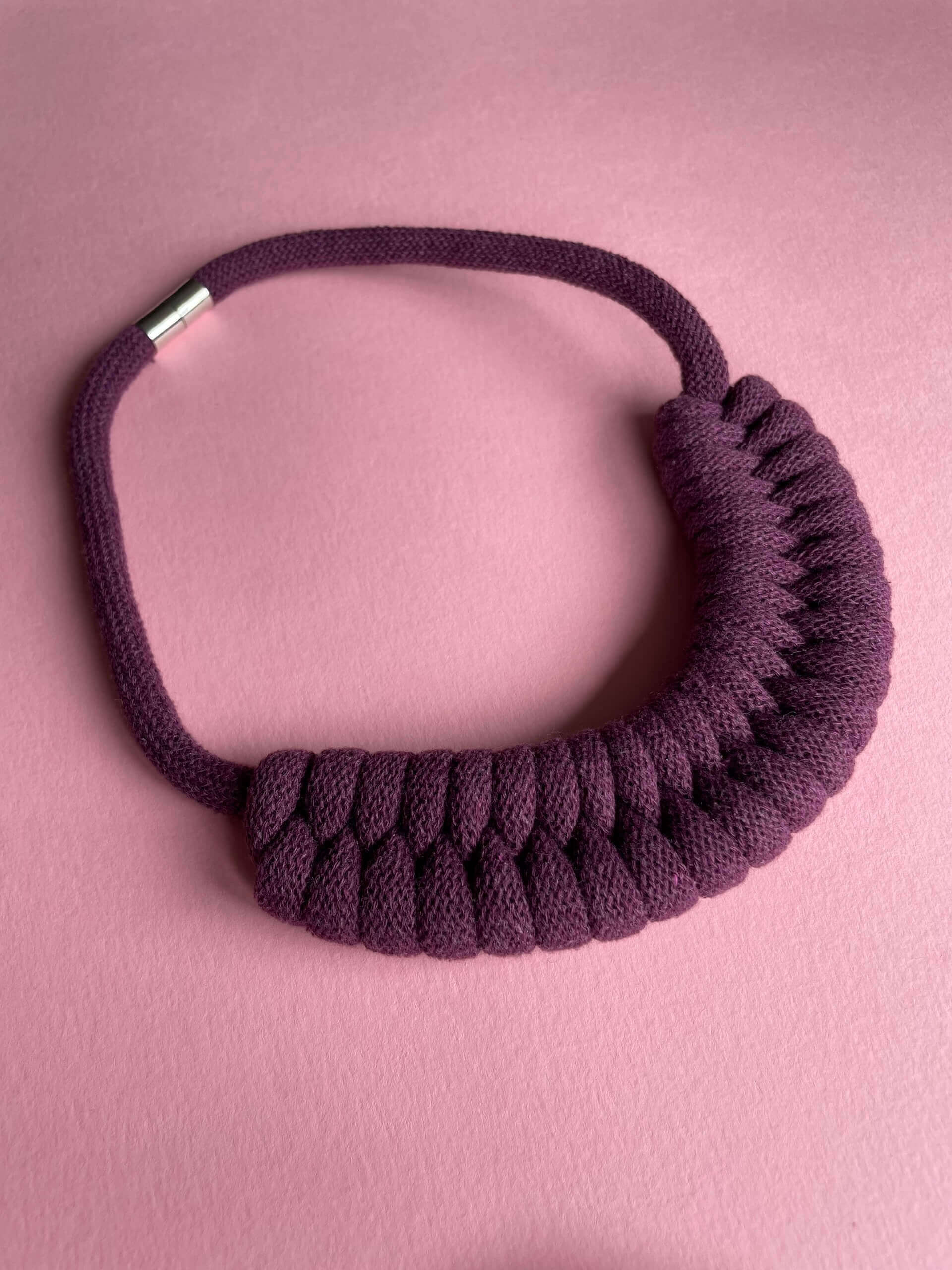 Blackberry Magnetic Fasteneing Chunky Necklace